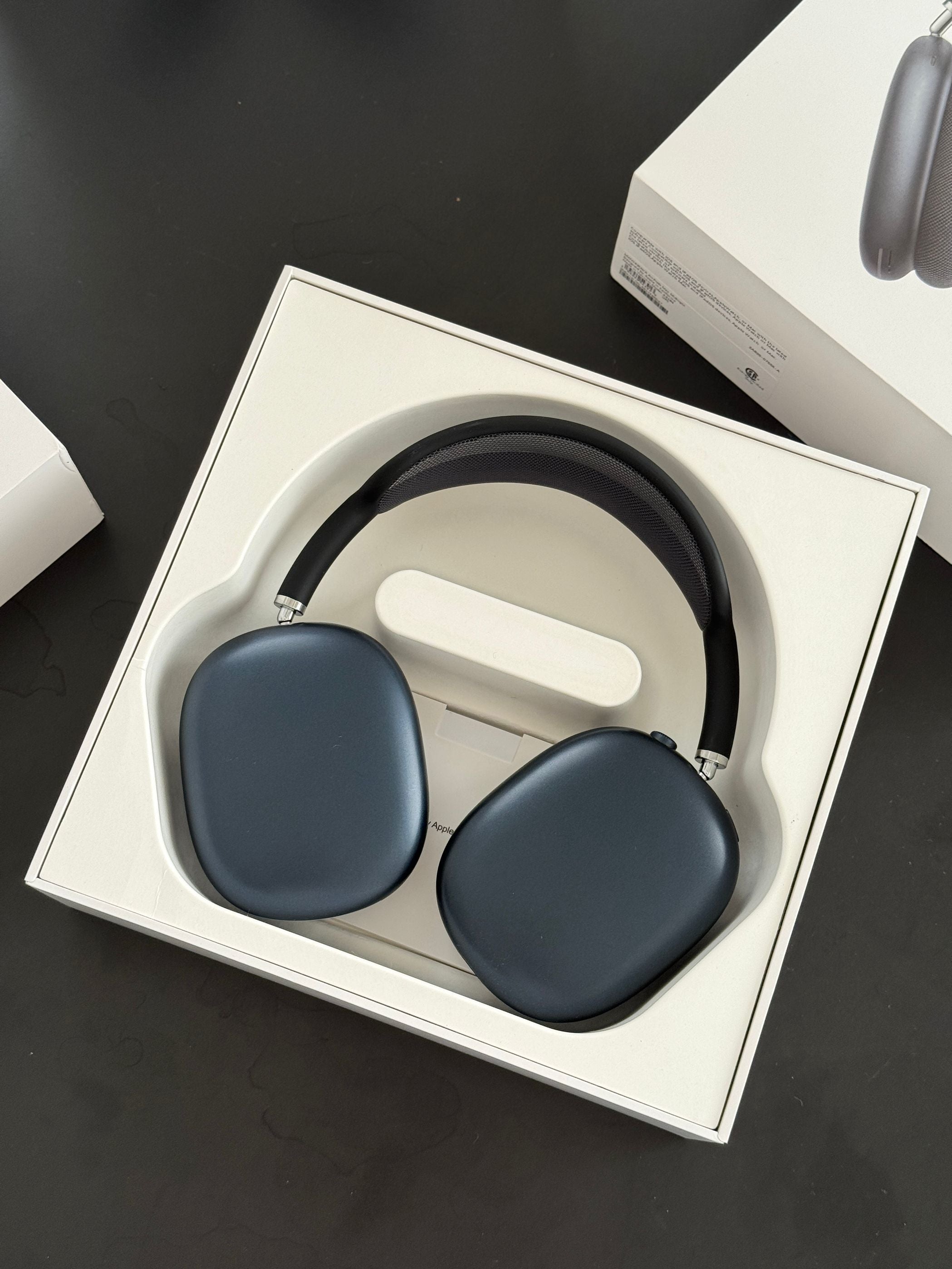 Airpods max