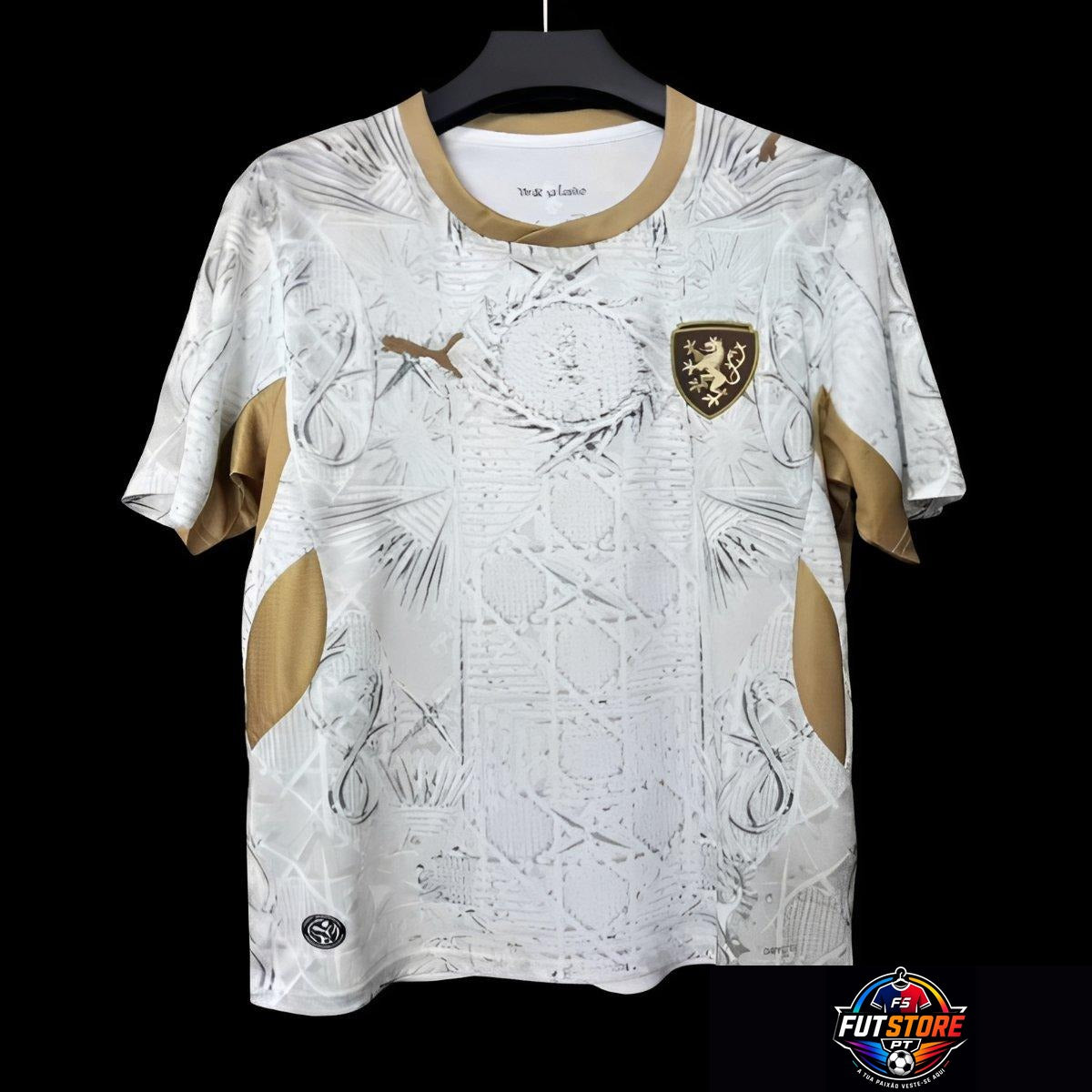 93bcaa8e5618846a8a51a9d3.jpg