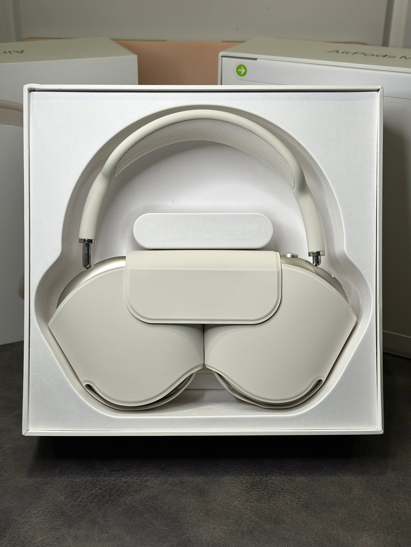 Airpods max
