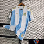 6a09fe24b290aca9.jpg