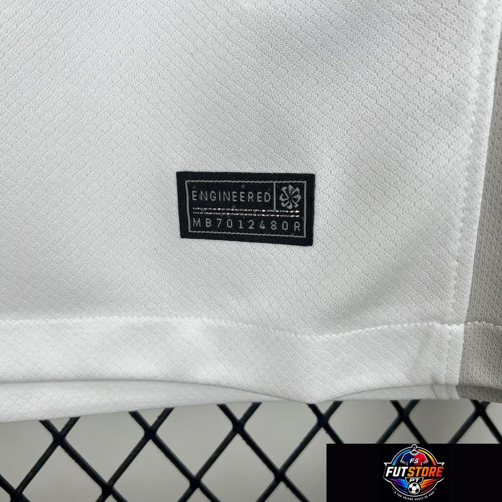 01538e33884ea52552bf177b.jpg